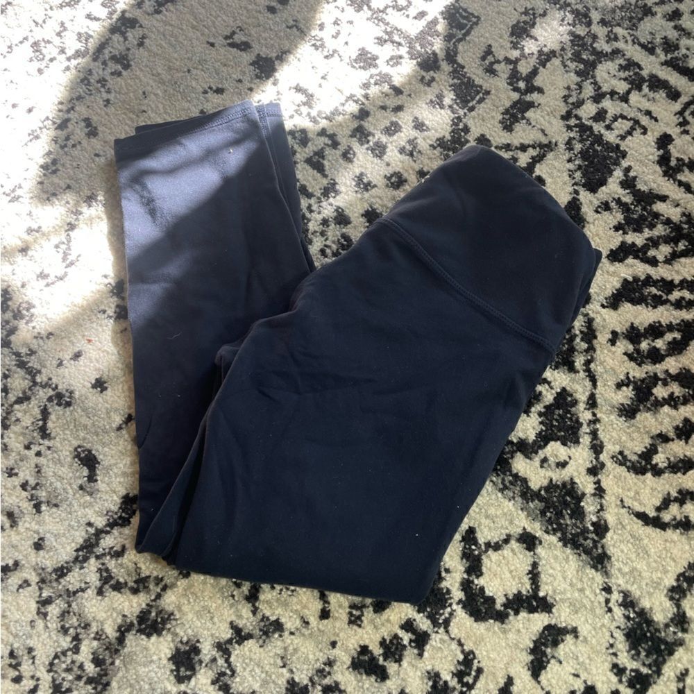 Athleta Cropped Blue Leggings